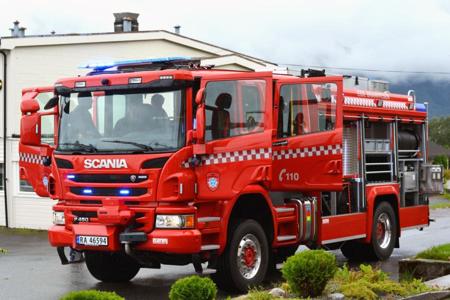  Scania P450 4x4 Egenes Brandbil 2017 года  (фото 1 из 2)